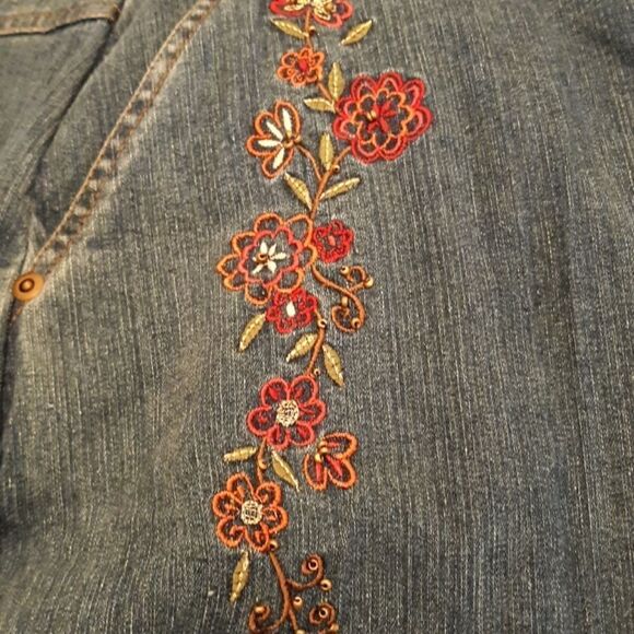 Erika stretch front flowered jeans NWT - Picture 7 of 8